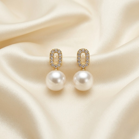 Elara Pearl Drop Earrings